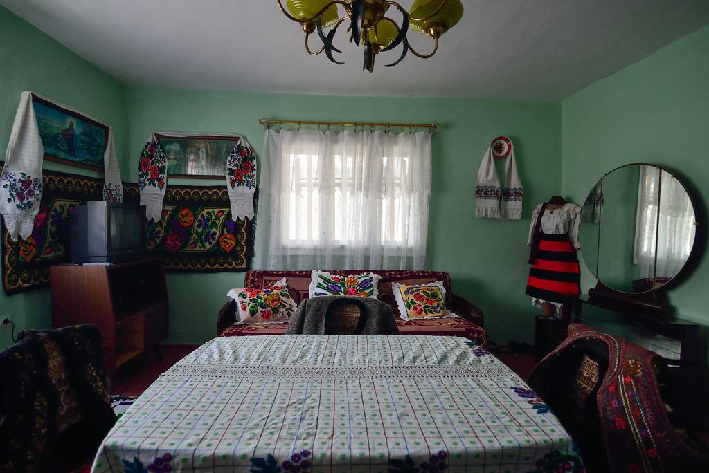 Busta House Hotel Bogdan Voda Luaran gambar